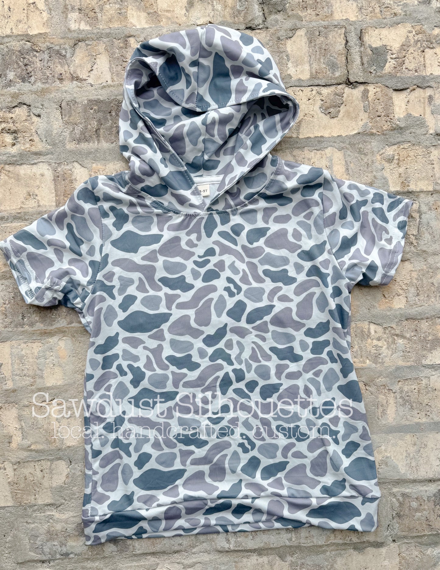 Youth Duck Camo SHORT Sleeve Hooded Shirts- in stock
